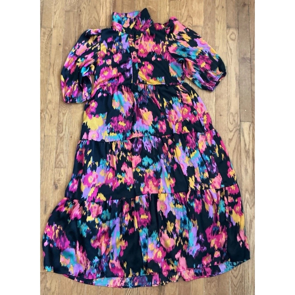 TCEC Women's Vibrant Maxi Dress Sz M Multicolored Girly Feminine Elegant